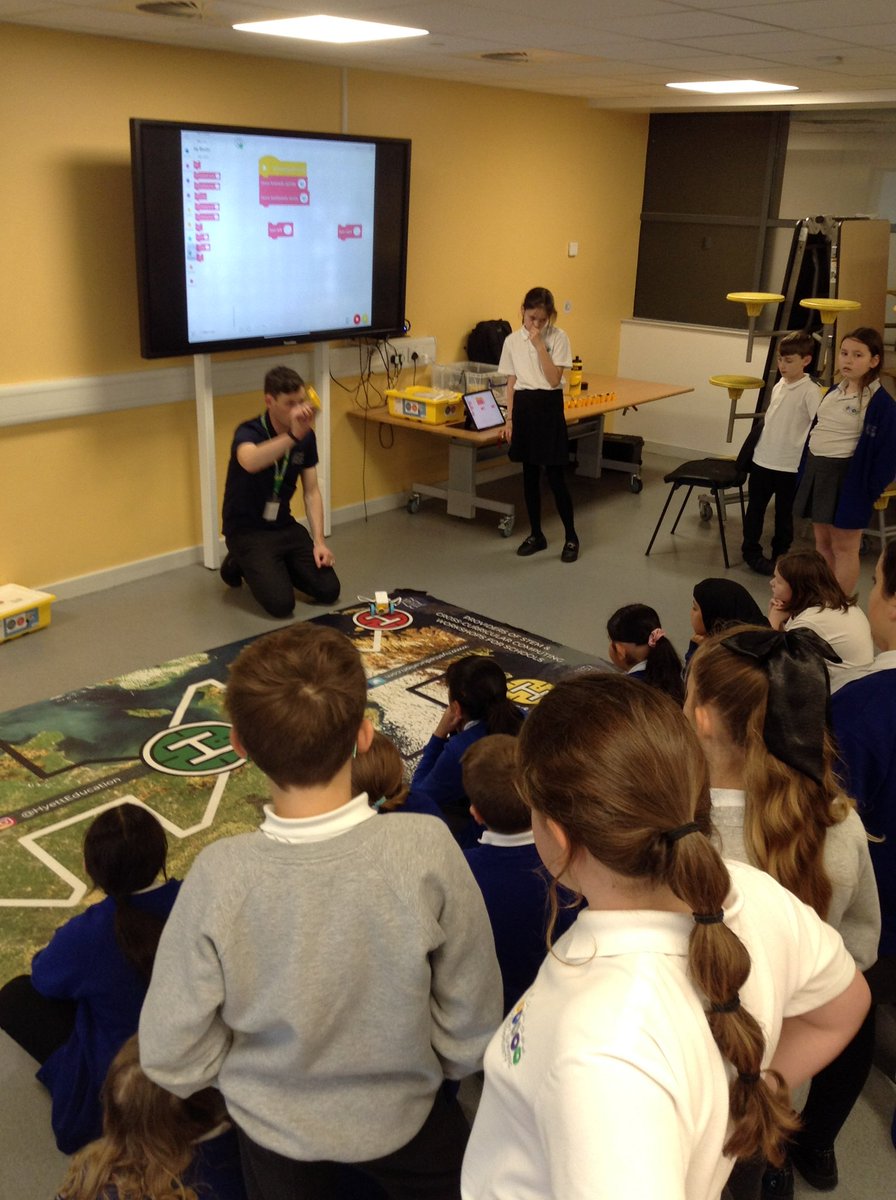 A fantastic STEM workshop for year 5/6 yesterday. Our children are keen coders! @HLC_Primary