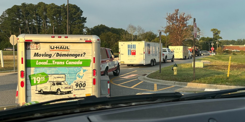 heart911team's tweet photo. #HEART911 #HurricaneHelene Response Team 1 is on the ground in #BakersvilleNC dropping supplies as they make their way to assist with #EmergencyOperations in #Asheville. Donations are urgently needed. You can make a difference. https://t.co/xdepl2HKua https://t.co/sfGsW8KBWO