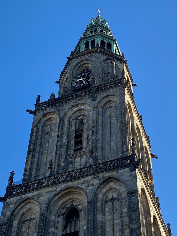 NL in Norway & Iceland tweet media