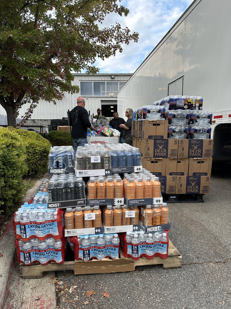 RFKracing's tweet photo. Yesterday, we made a trip to Asheville with a hauler full of food, water, and supplies for the community. ❤️

We were able to drop off several pallets of supplies to the Buncombe County Emergency Management in Asheville, and Anchor Baptist Church in Pigsah Forest.

We must give a shoutout to those who helped pack this hauler, including @drinkhoist, @FifthThird, @Chris_Buescher, @JARnascar, @SSGLR0708, and many more friends & employees with generous donations.

Every bit helps for those affected by Hurricane Helene.