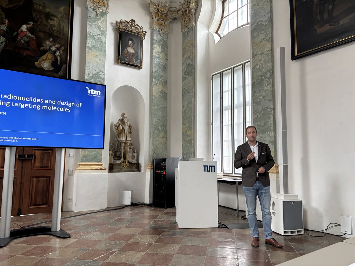 SMARTdrugs_'s tweet photo. Experts in industry (ITM and Bioemtec) and academia (Prof Kevin Brindle) giving us advices on the future of molecular imaging at the SMARTdrugs annual meeting!!! What a pleasure hearing them 🥰 ⁦@MedBioinorgChem⁩ ⁦@TimWitney⁩ ⁦@HollandLab_⁩ https://t.co/j6LuULiGtp