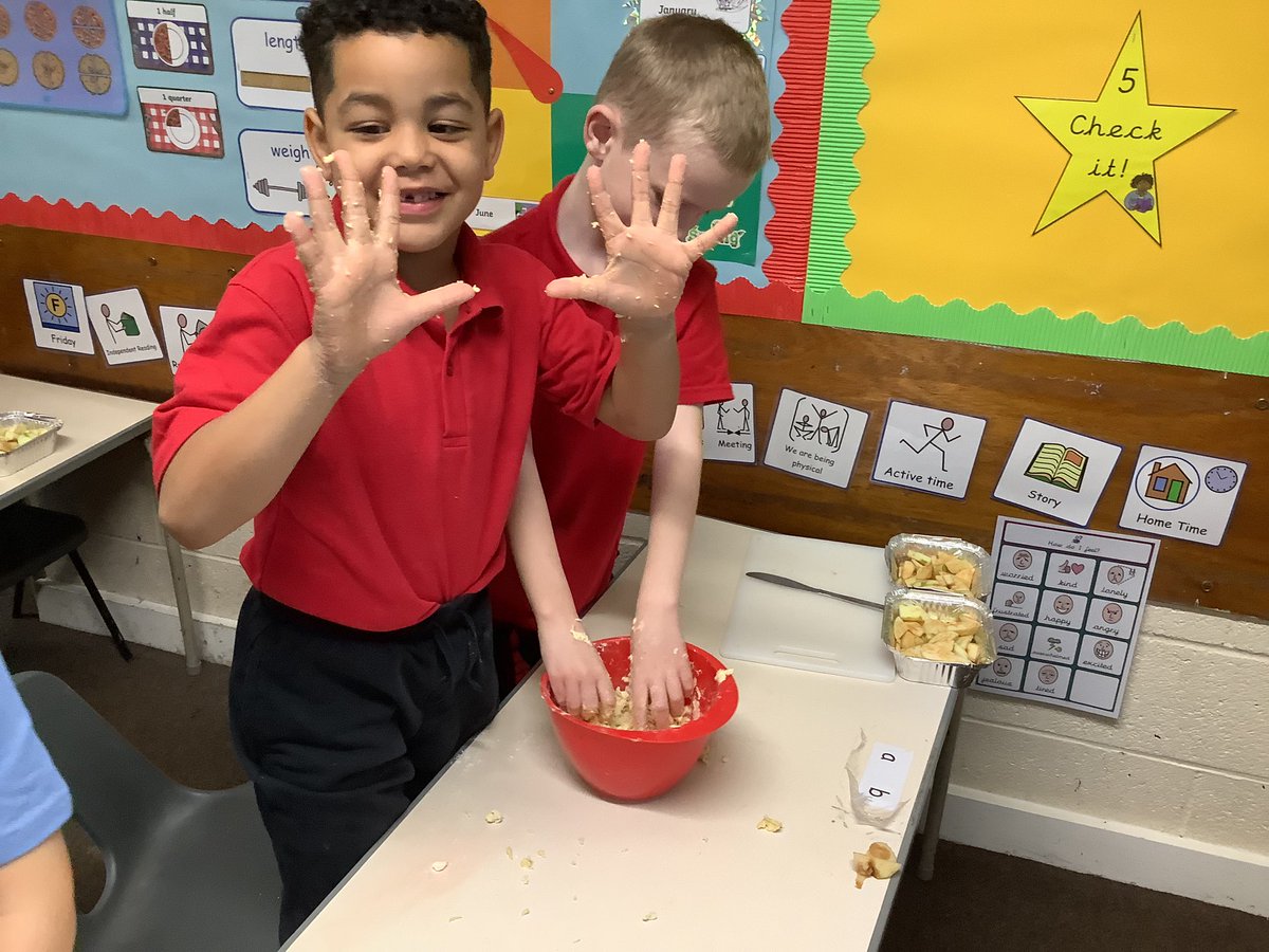 Today in Design and Technology we made apple crumble.