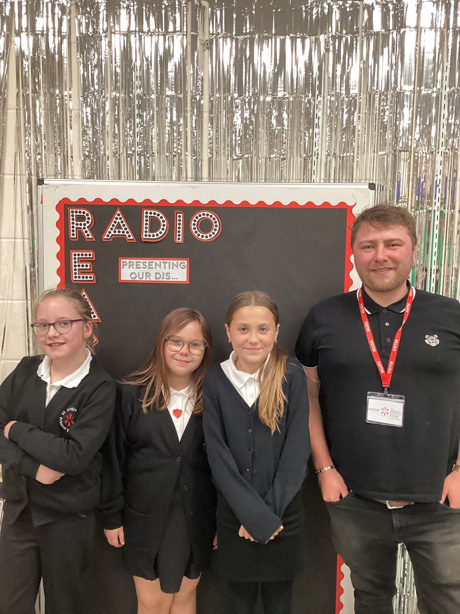 Reach Radio tweet media