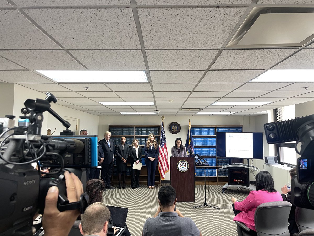 Simon Shaykhet WXYZ tweet media