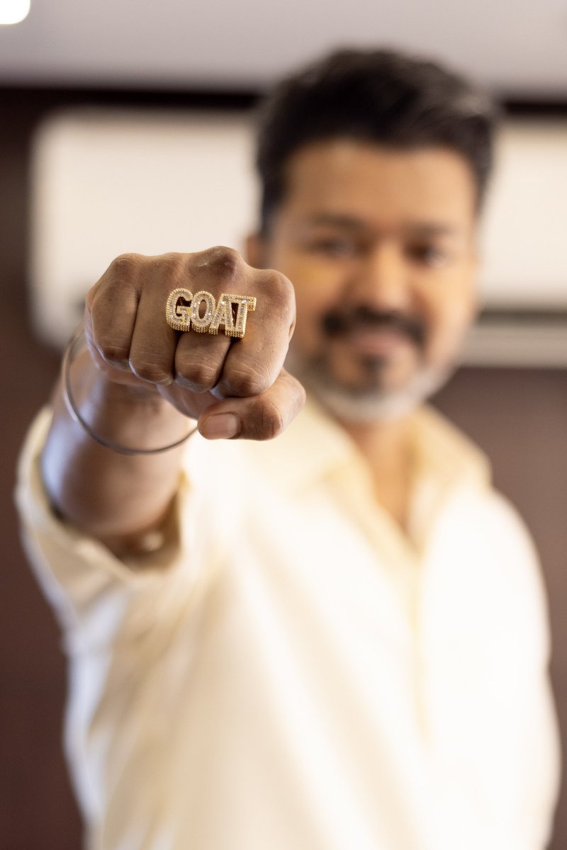 ibbuVJ's tweet photo. The LION  ❤️❤️🔥
@actorvijay na 😍

#Thalapathy69 #ThalapathyVijay #Thalapathy69Poojai #ThalapathyVijay #TVKVijay #தமிழகவெற்றிக்கழகம்‌ https://t.co/HCU8UJKeFW