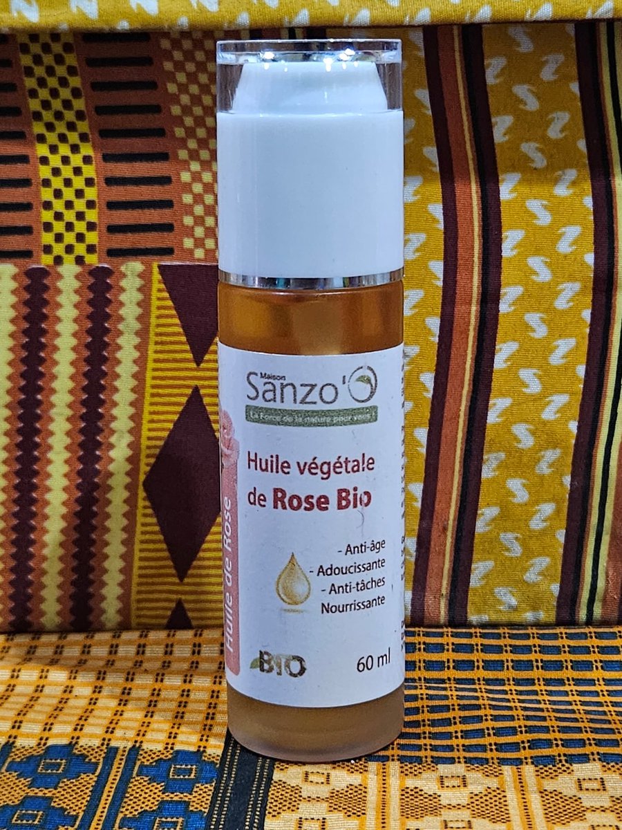 maisonsanzoo's tweet photo. Sublimez votre teint avec notre huile de rose bio🌹✨ Régénératrice et adoucissante, profitez-en à 3000 frs au lieu de 3500 frs. Offre limitée !
🛒 Douala : Bonapriso, rue UTA | Yaoundé : Centre int. de l'artisanat | 📲 WhatsApp : https://t.co/YofWgO4jYB / https://t.co/tQhcUOyHbi https://t.co/AcOJtYt5HB