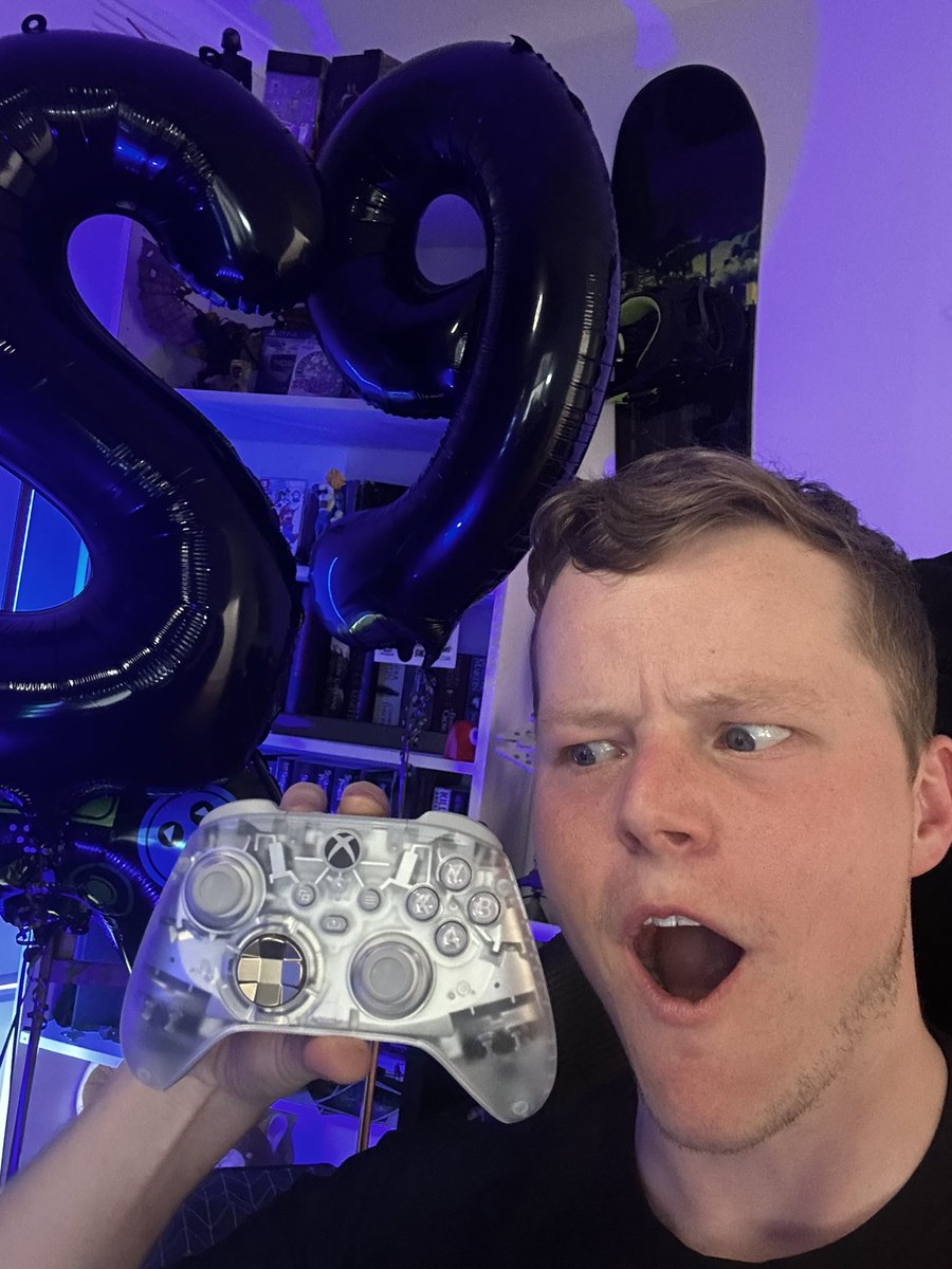 MarkMyWordsYT's tweet image. HIGE thank you to @XboxANZ for this at dunning Ghost Cipher Special Edition controller! 😍

Can’t wait to take it for a test run! 

#xbox #ghostcipher #controller #unboxing #birthday @Ogilvy