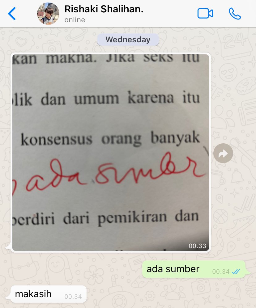 lavteria's tweet image. maaf deh kalo bambyeol putusnya pas skripsian terus cowonya kangen dan cuma bisa basa basi begitu (maaf deh kalo minjem nama shaki vanka males mikir nama baru)