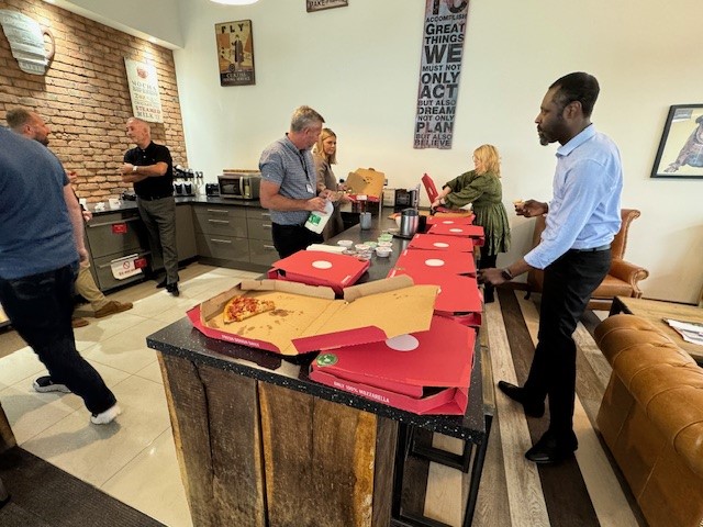 WeAreRSR's tweet photo. Thanks to all at @BEW_ELECTRICAL  for the Pizza, a great way to end a busy week. https://t.co/NQvMXKkBvQ