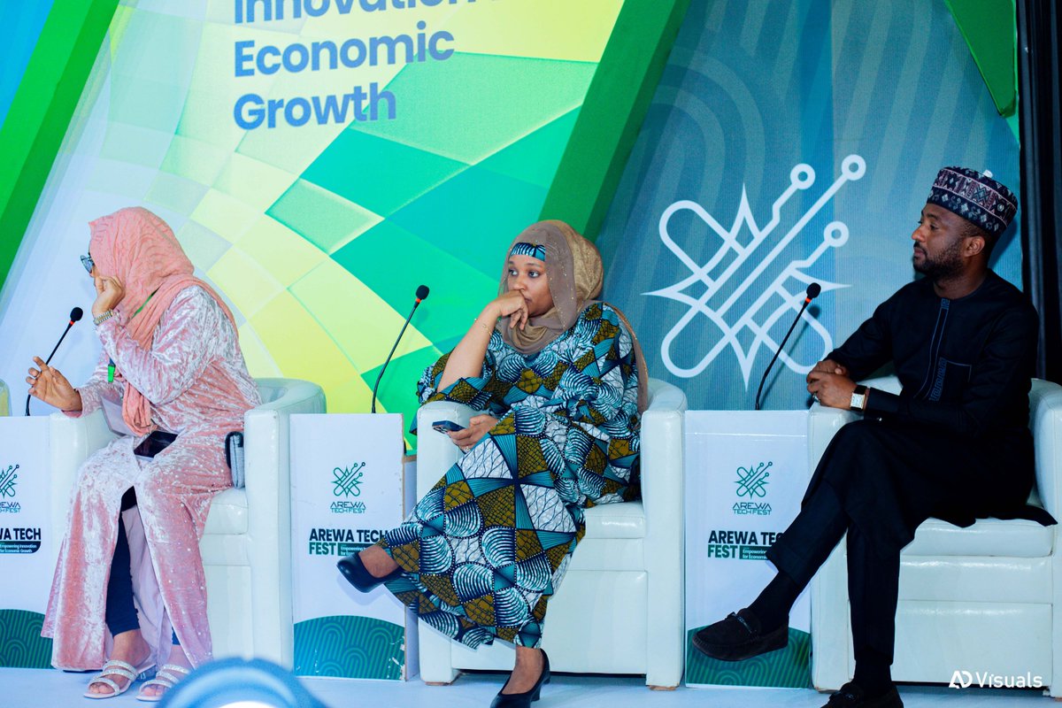 ArewaTechFest's tweet image. The #Tech4Good panel was a standout session, with enlightening discussions on how social enterprises can drive positive change across Nigeria. 
Panelists: 
@AishaSalis
@deeny05
@SuperSanusi 
#JamilaMohammed
Moderator: @minibaby

#TechForGood #Innovation #ArewaTech