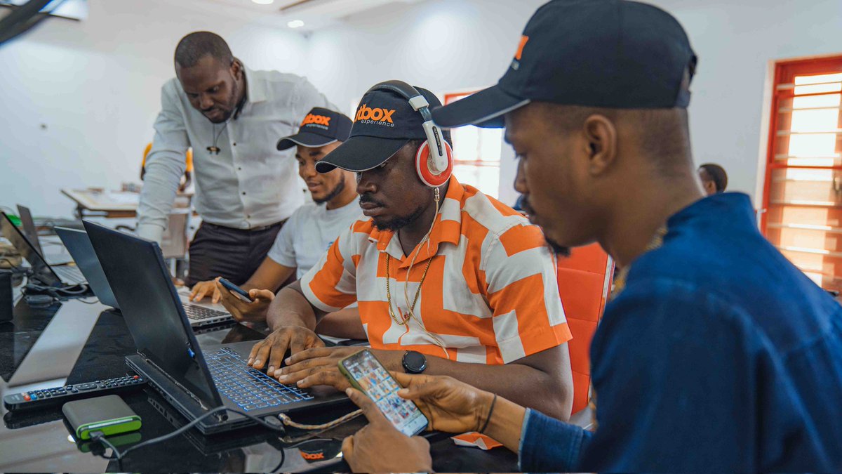 OutboXperience's tweet photo. With Teamwork, we explore fresh ideas and utilize different professional skillsets to achieve efficiency and overall desired results on all projects. With Outbox Experience, you gain a team and spend less.
#outboxexperience #marketingagency #branding #ZAAR #marketingcampaign https://t.co/oTbgHBcYpi