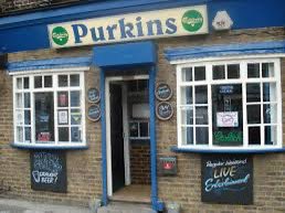 Snoz1987's tweet photo. @IrvineWelsh Purkins in Mitcham. Lovely little shithole. https://t.co/yFofyfjb43