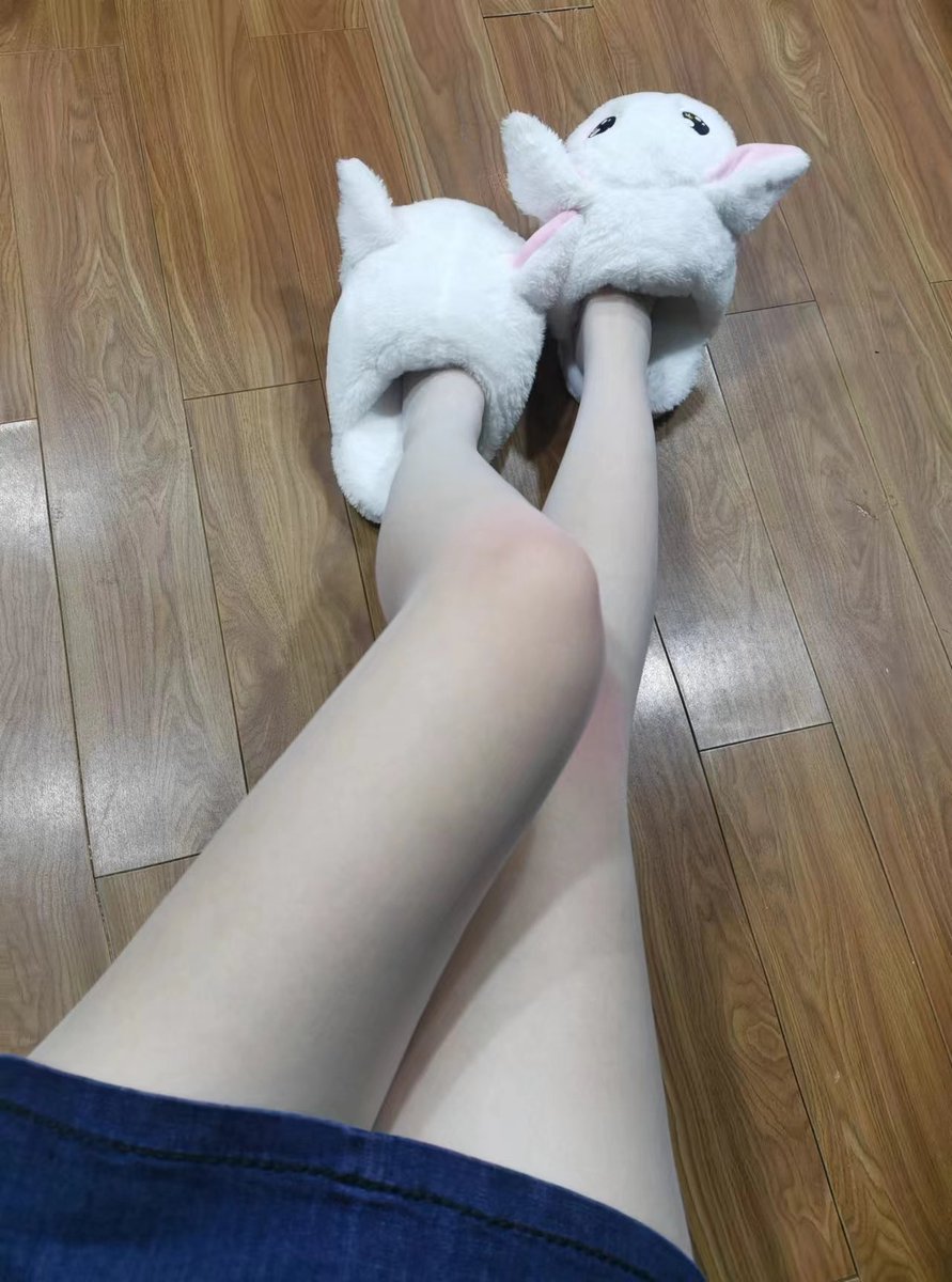 chunchundefeng's tweet photo. 快冬天啦 #原味丝袜 https://t.co/iXRsd1qkLg