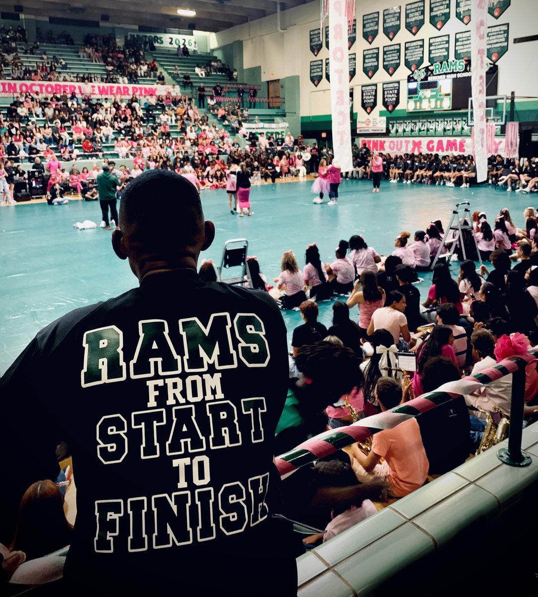 Berkner HS PINK OUT Supporting all Survivors and those currently Fighting Breast Cancer. #BreastCancerAwareness