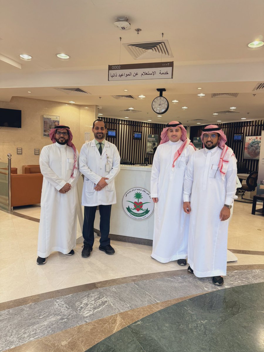 تشرفنا بزيارة مركز الامير سلطان لمعالجة أمراض وجراحة القلب للوقف على ممارسات أنظمة الأتمتة والتقنيات الحديثة في مجال الدواء كل الشكر للزملاء في المركز على رحابة الاستقبال ولين الجانب الغير مستغرب والشكر ايضاً بشكل خاص  للزملاء :
د. عبدالعزيز العيسى
د. تركي عسيري 
 <a href="/turkialassiri/">T U R K I A S S I R I</a>