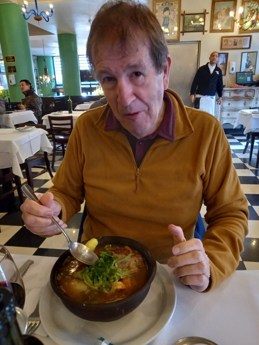 La Universidad de Concepción logró el 11° Lugar de las mejores Universidades de Latinoamérica en el ranking QS.

El Prof <a href="/Pablo_Aqueveque/">Pablo Aqueveque N.</a> compartió el trabajo que hace <a href="/c4iudec/">C4i - Center for Industry 4.0</a> en la región del BioBio, y los convenios con la <a href="/UniofOxford/">University of Oxford</a>... además de cazuelas chilenas.