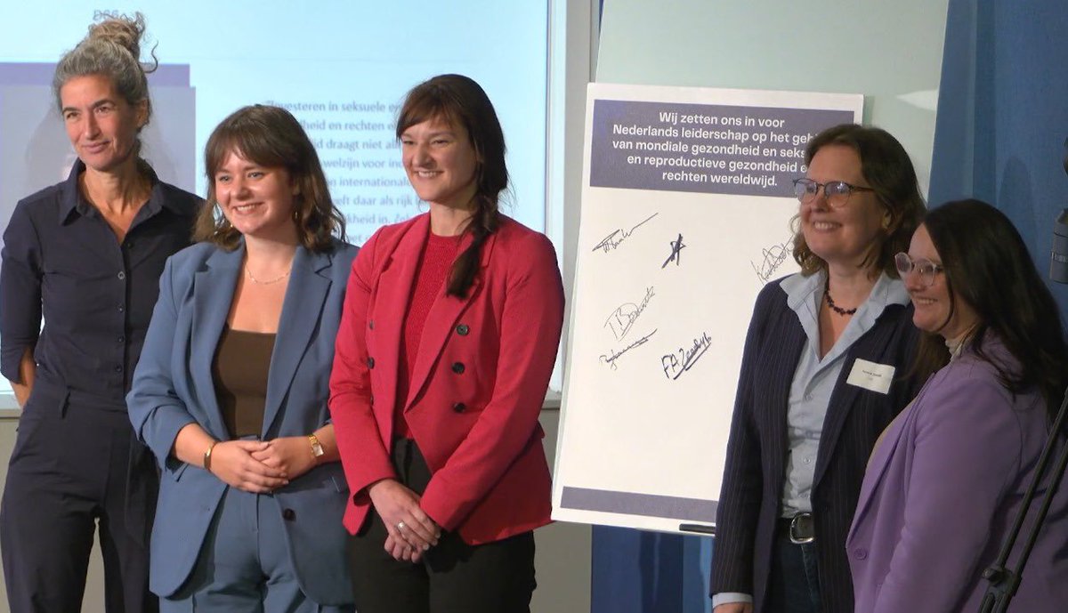 Veel dank aan Kamerleden <a href="/KammingaRJ/">Roelien Kamminga</a>, <a href="/sarahdobbe/">Sarah Dobbe</a>, <a href="/Danielle_H_BE/">Danielle Hirsch</a>, <a href="/FZeedijk/">Femke Zeedijk</a>, <a href="/wiepau/">Wieke Paulusma</a>, <a href="/KoekkoekMarieke/">Marieke Koekkoek 👋</a>, <a href="/DerkBoswijk/">Derk Boswijk</a> en <a href="/InesKostic/">Ines Kostić 🌏🕊</a> 

Zij zetten zich in voor Nederlands leiderschap op het gebied van mondiale gezondheid en seksuele en reproductieve gezondheid en rechten