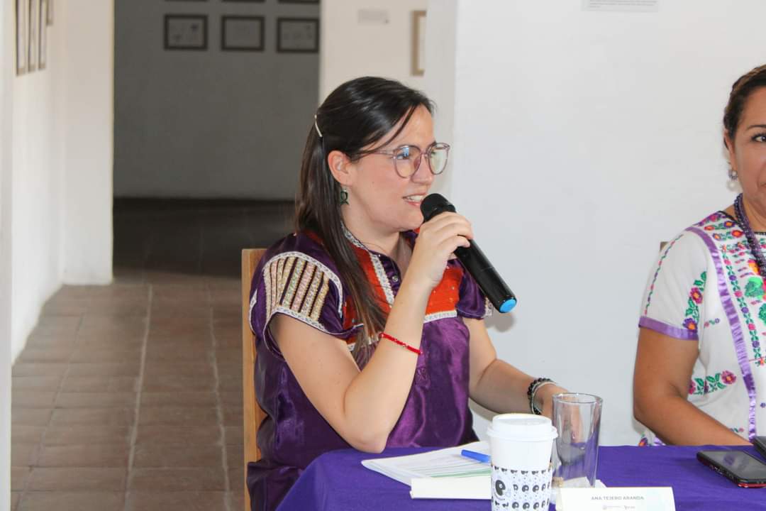 LetiGLorandi's tweet photo. @anatejero ha abierto espacios para las mujeres en procesos de toma de decisiones de cooperativas de pequeñxs productores de café y ha feminizado el liderazgo de la CEPCO (Coordinadora Estatal de Productores de Café de Oaxaca) https://t.co/6RE5HUmu0I