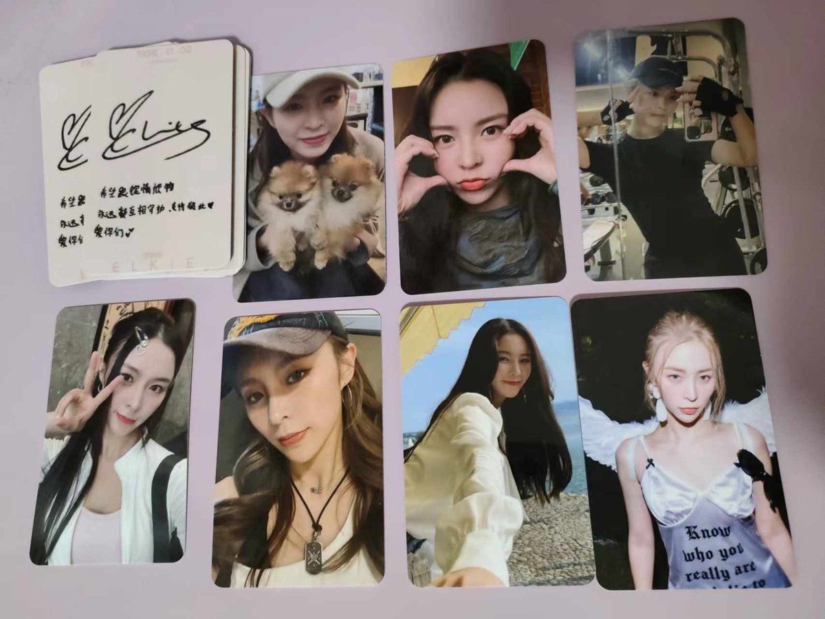 #庄锭欣  10.05码头集市签唱会应援公告

 本次后援会准备了部分应援物赠予现场的锭情欣物
手幅X30份
小卡X20张
2款钥匙链各15份
数量有限，先到先得

派发时间地点明日公布，请关注后援会动态

#ELKIE #엘키 #庄锭欣