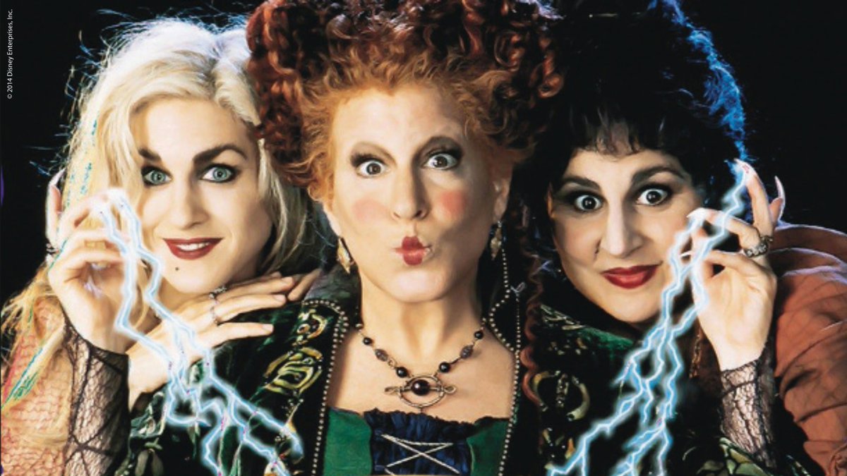 TONIGHT! 📽️ Your 3 favorite witches are in town!

Join us for movie trivia, a witchy costume contest, and a FREE screening of #HocusPocus. It's all starting at 6pm at the Carolina Square lawn in downtown Chapel Hill.

Learn more: chapelhillarts.org/calendar/movie…