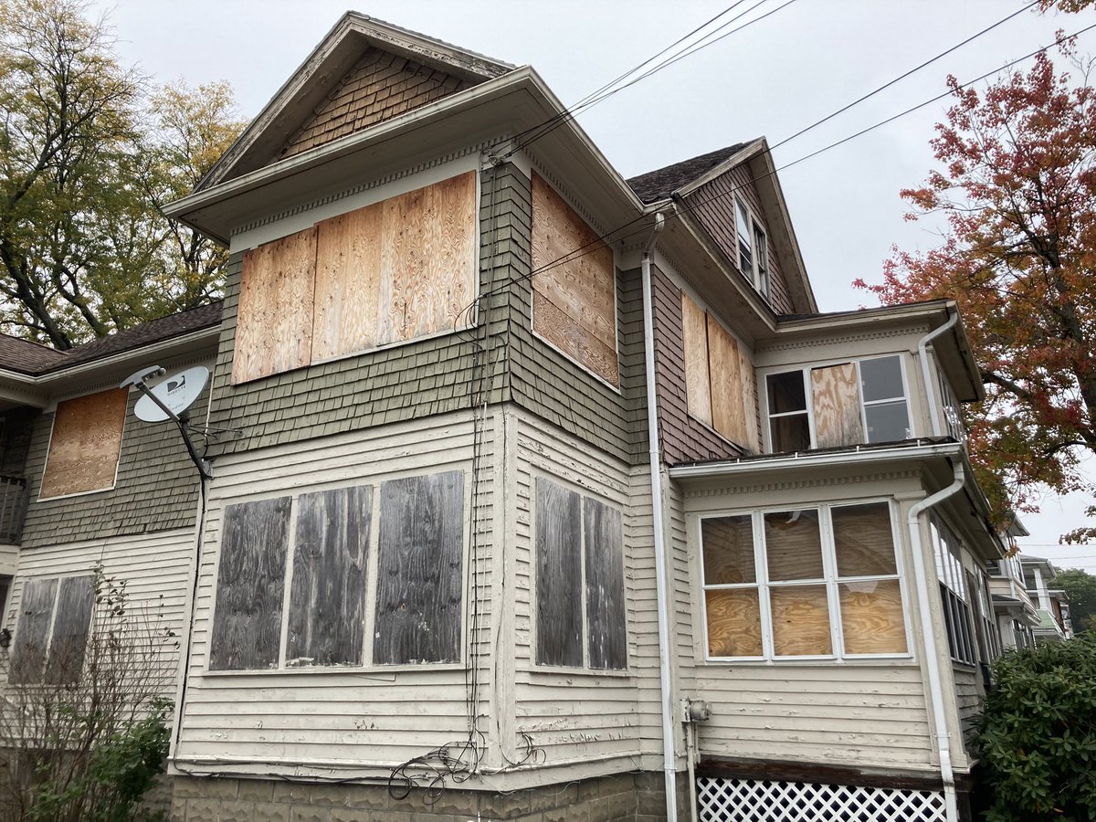 paul_mcmorrow's tweet photo. @MassGovernor @MA_EOHLC @AdamGomezMA @MassHousing is supporting the City of Homes through our Neighborhood Stabilization Program, which helps nonprofits address blight and create homeownership opportunities. 

These projects improve the surrounding neighborhoods, on top of allowing families to purchase a first home https://t.co/aWT9zbT7b8