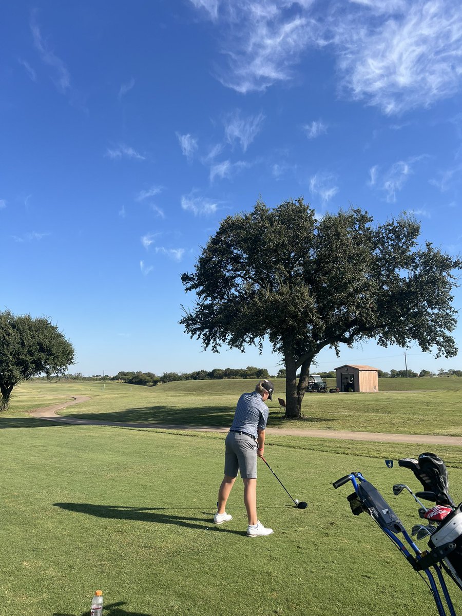 Leopard Golf tweet media