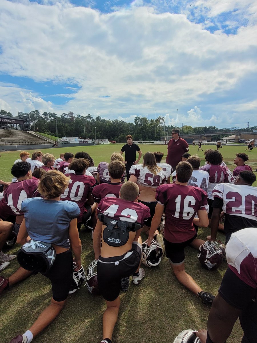 Niceville Football (@niceville_fb) on Twitter photo 2020 Florida's "Mr. Football" - <a href="/trey_wainwright/">Trey Wainwright</a> comes back home to visit rhe current 🦅🦅🦅
<a href="/FLCoachT/">Grant Thompson</a> <a href="/NicevilleEagles/">Niceville Eagle Athletics (ESPI)</a> <a href="/NHSEagles1/">Charlie Marello</a> 2020 Florida's "Mr. Football" - <a href="/trey_wainwright/">Trey Wainwright</a> comes back home to visit rhe current 🦅🦅🦅
<a href="/FLCoachT/">Grant Thompson</a> <a href="/NicevilleEagles/">Niceville Eagle Athletics (ESPI)</a> <a href="/NHSEagles1/">Charlie Marello</a>