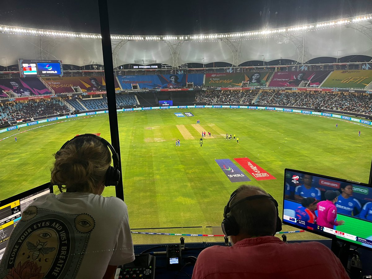 Test Match Special (@bbctms) on Twitter photo “What’s going on out there?”
<a href="/norcrosscricket/">daniel norcross</a> and <a href="/tashfarrant/">Tash Farrant</a> watch a remarkable moment where India think they’ve got a wicket, only for the umpires to say the run-out was completed after the over concluded!
Follow 🇮🇳 vs 🇳🇿 at the Women’s T20 World Cup live now on @bbcsounds. “What’s going on out there?”
<a href="/norcrosscricket/">daniel norcross</a> and <a href="/tashfarrant/">Tash Farrant</a> watch a remarkable moment where India think they’ve got a wicket, only for the umpires to say the run-out was completed after the over concluded!
Follow 🇮🇳 vs 🇳🇿 at the Women’s T20 World Cup live now on @bbcsounds.