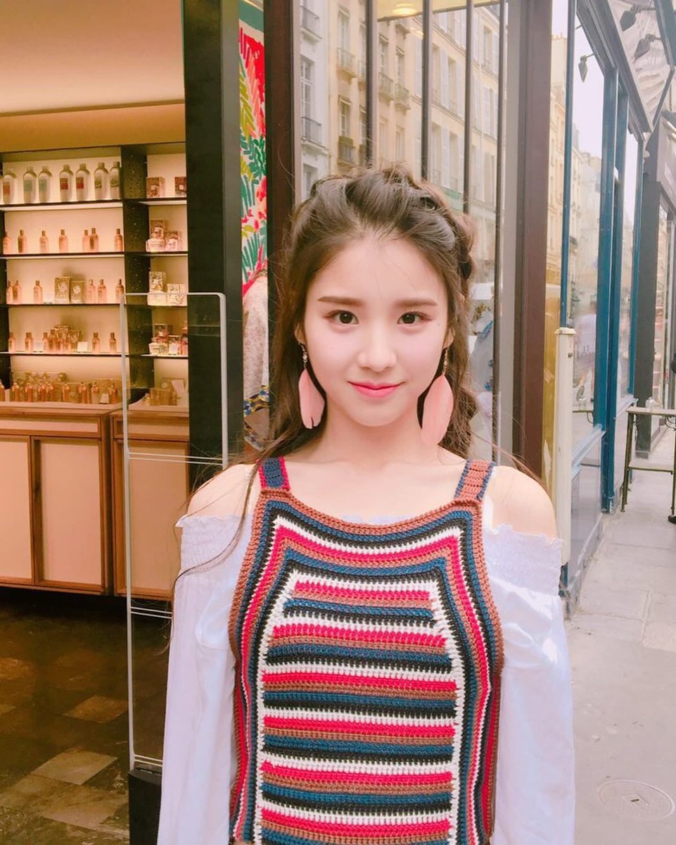 희진아 데뷔 8주년 너무너무 축하해 
난 너가 너무 자랑스러워 언제나 응원해😭😭😭❤️