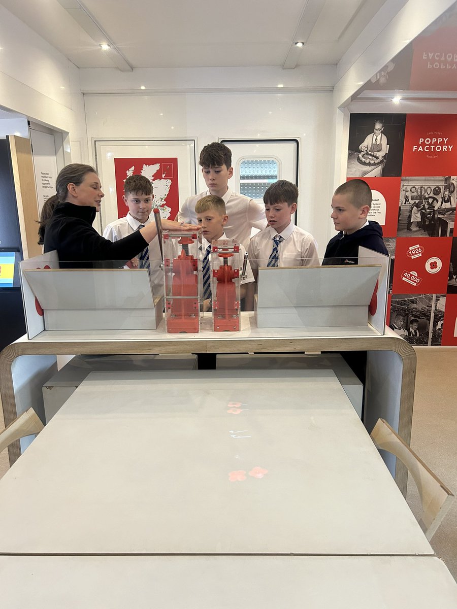 pmhshumanities's tweet photo. Thanks to Mrs McKenzie our pupils across the school had a brilliant time in the BUDBUS with @poppyscotland They received a brilliant input about the Poppy story. Our pupils even got to make their own poppy. @theparkmains https://t.co/HT8RbrJmyT
