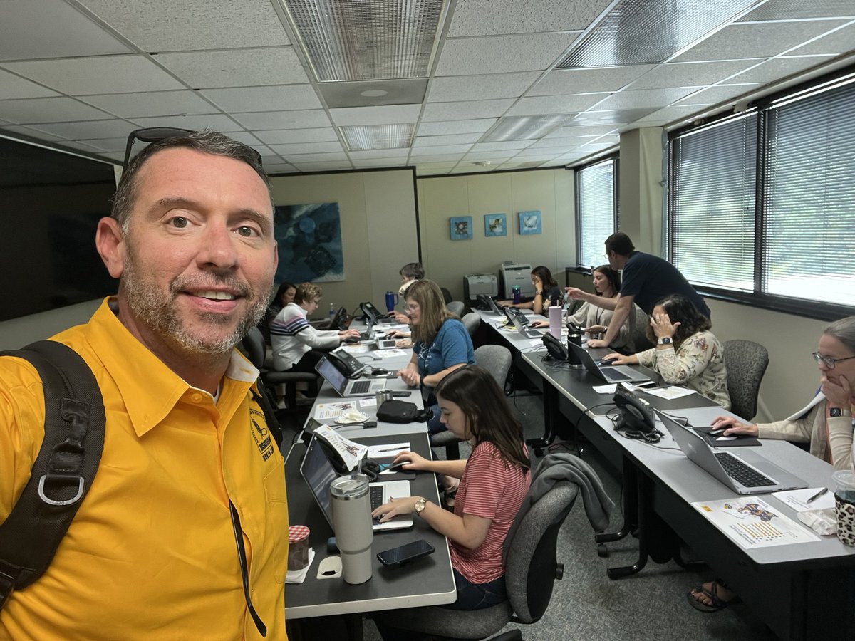 Unsung Heroes: a team of <a href="/ncbaptist/">NC Baptists</a> volunteers coordinating workers to serve #HurricaneHelene victims. Thank you, <a href="/SummitRDU/">The Summit Church</a> for sending them this week!