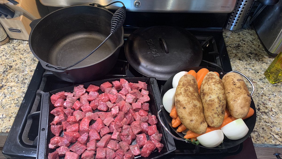 Indy_Larry's tweet image. Making BGE beef stew for the weekend #BigGreenEgg