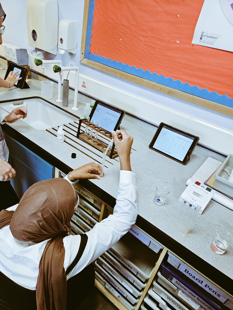 MrCoyle_Bio's tweet image. Our Higher Biologists investigating the effect of substrate concentration on enzyme activity. 🧪🥏
@Springburn_sci
