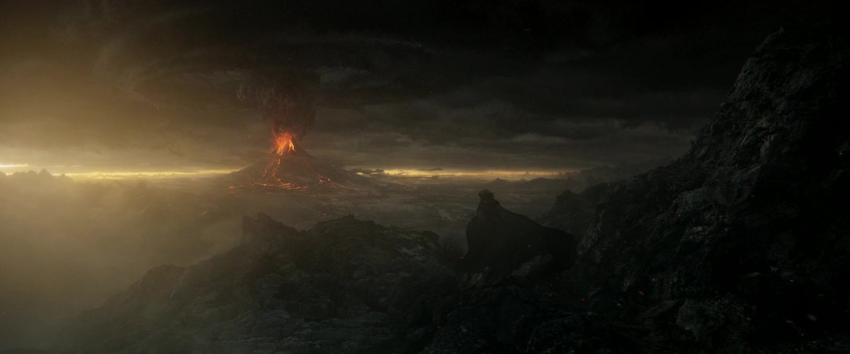 robertjoscribe's tweet photo. The final shot of season 1 vs the final shot of season 2 #TROPspoilers https://t.co/ug0GiypcpD