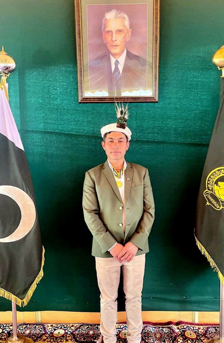 faizanlakhani's tweet photo. 🇵🇰 Sirbaz Khan’s historic achievement places Pakistan firmly on the map in the world of high-altitude mountaineering. His journey has been an inspiration, proving that no peak is too high! 🌍 #Mission14Summit #PakistaniPride #SirbazKhan #Mountaineering https://t.co/mSoLDvg2Ey