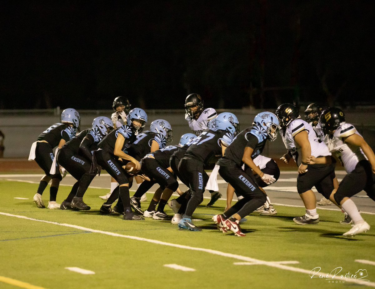 Ryk_QB1's tweet image. Teamwork makes the dream work. 
So blessed for my o-line and this team
I have! #qcknights #qbone #oline #teamwork