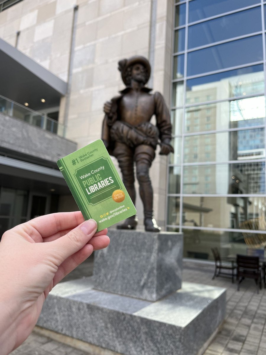 WakeGOV's tweet image. We&apos;ve closed the book on #NationalLibraryCardSignUpMonth! During the first two weeks of September, @wcplonline issued 2,050 in-person cards and 864 digital cards, a 16% increase over last year!

If you need a card, visit wake.gov/Libraries or stop by a library! 📚 ❤️