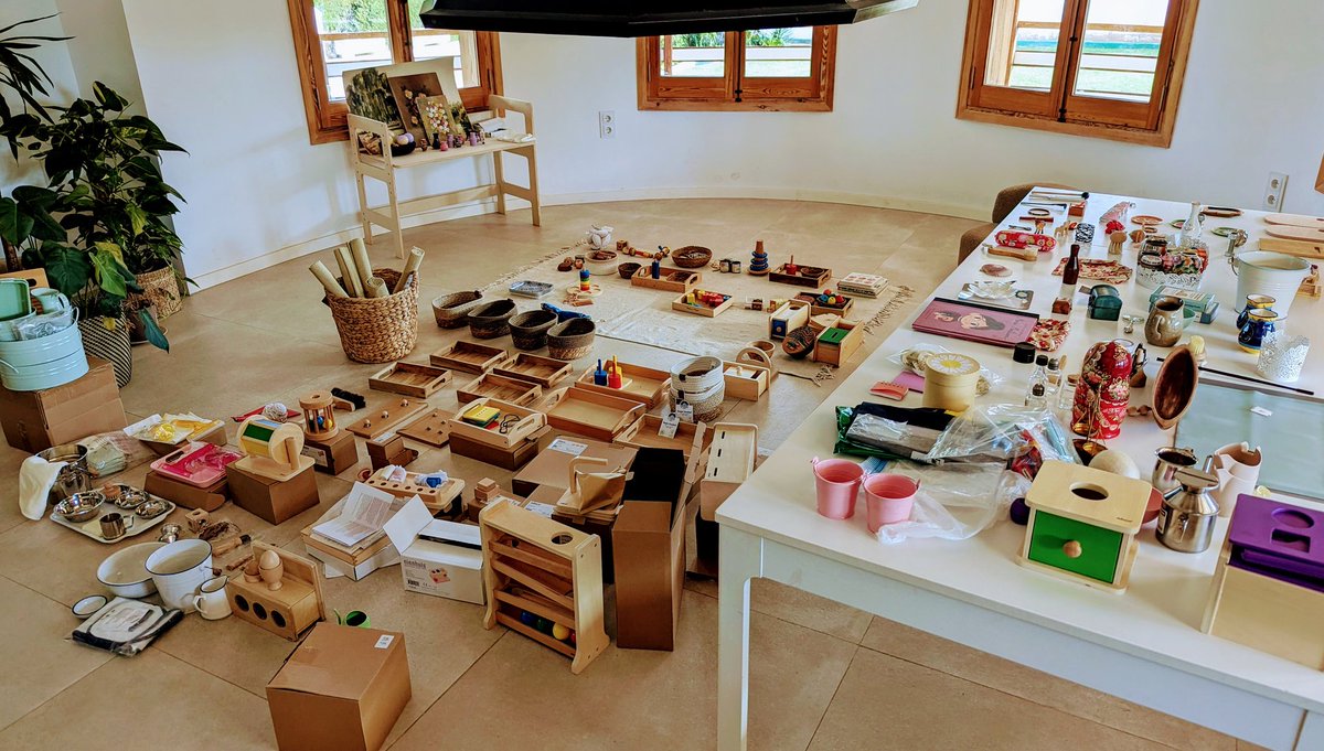 Work in progress <a href="/inCube_M/">inCube Montessori</a>