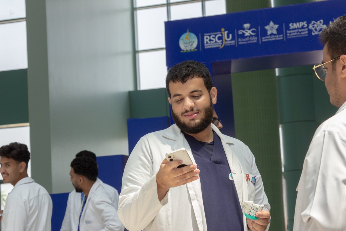 علي فقيهي tweet media