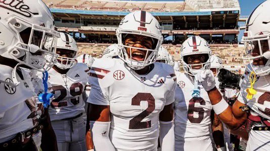 Thank you for stopping by the school today!!! 🙌🏽 #AGTG!!! After a great conversation with <a href="/CoachCliffOdom/">Cliff Odom</a> I’m blessed to receive my ninth offer from <a href="/HailStateFB/">Mississippi State Football</a>!!!! <a href="/coachdt48/">David (DT) Turner</a> <a href="/Coach_Leb/">Jeff Lebby</a> 

<a href="/LawrencHopkins/">Lawrence Hopkins</a> @StognerCody <a href="/CoachTS73/">Tyler Smith</a> <a href="/MacCorleone74/">Rion (Ree-un) Young</a>