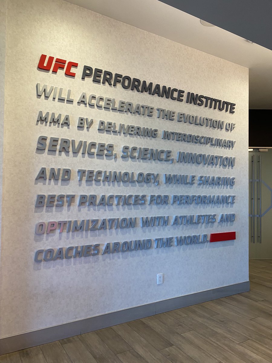 Had a great experience visiting the <a href="/UFCPI/">UFC Performance Institute</a> last week in Las Vegas! 

Many thanks to @Fomin_UFC for a fantastic tour of their incredible facility!