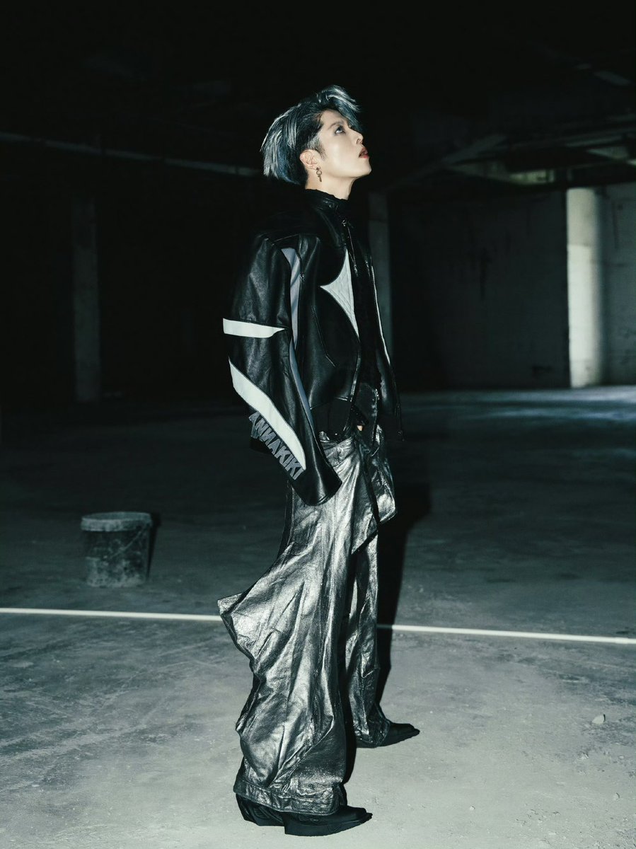 MIYAVI_OFFICIAL's tweet photo. 东莞 Session 🍓 https://t.co/aqxgd8Q3jX