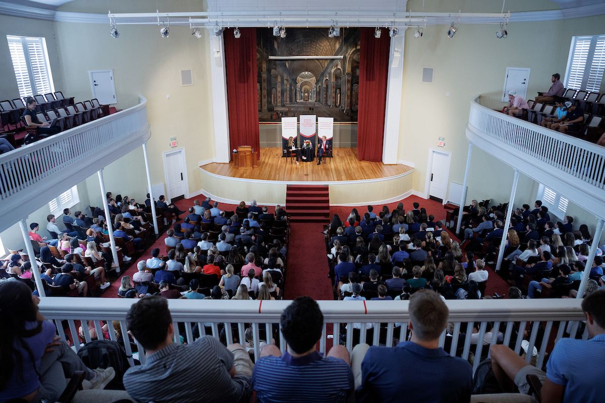 Finding Your Focus By Focusing On What’s Right!

@Aflac CEO Dan Amos (BBA '73) joined us this week to share lessons from a life of leadership during the annual Mason Leadership Lecture sponsored by <a href="/KeithMasonGA/">Keith Mason</a> (BBA ’82, JD ’85).  

terry.uga.edu/finding-your-f…