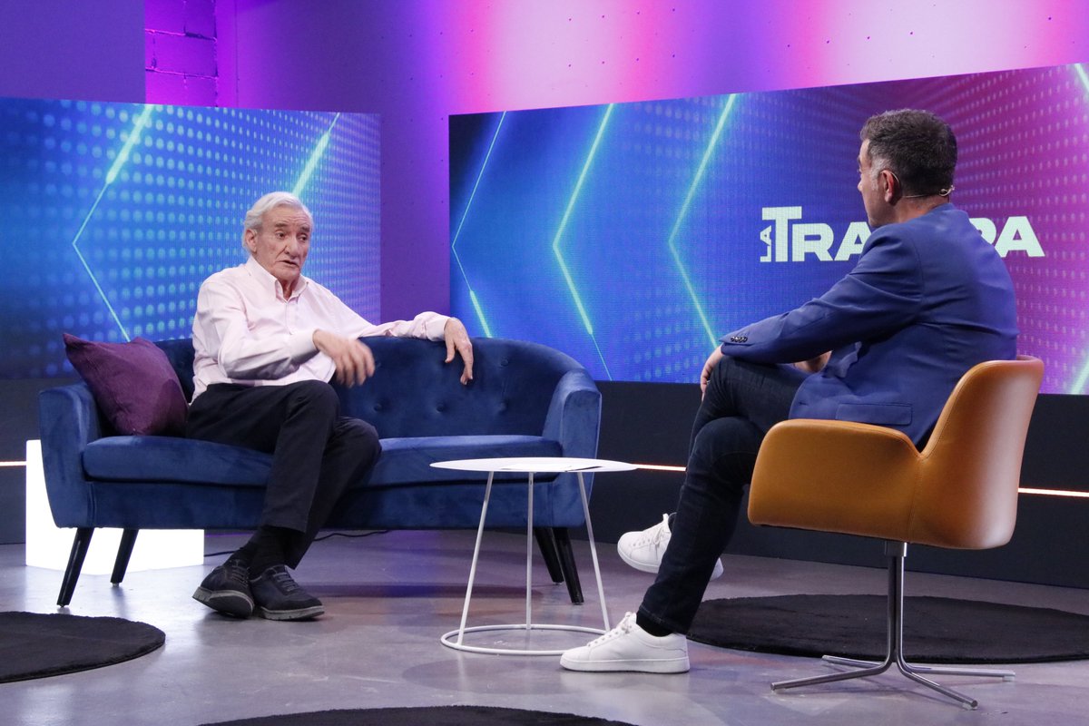 📻 El locutor i periodista Luis del Olmo s'asseu amb <a href="/plaza_pep/">Pep Plaza</a> al plató de #LaTrampa!

❓ Entre les seves històries i vivències s'amaga un enigma... Serà el presentador capaç d'esbrinar-lo?

⏰ Demà, a les 13:55h a <a href="/la2_tve/">La 2</a> i a rtveplay.cat
🔗 rtve.es/n/16272705