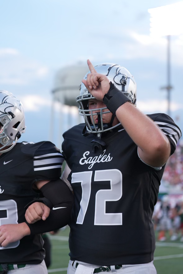 DeiterHartwig (@deiterhartwig72) on Twitter photo Check out my Hudl Highlight - Weeks 4-6 Senior Year Highlights, on <a href="/Hudl/">Hudl</a> at - hudl.com/v/2QGnAw
<a href="/CoachTurnquist/">Scott</a> <a href="/ZionsvilleFB/">Zionsville Football</a> <a href="/PrepRedzoneIN/">Prep Redzone Indiana</a> <a href="/SWiltfong_/">Steve Wiltfong</a> Check out my Hudl Highlight - Weeks 4-6 Senior Year Highlights, on <a href="/Hudl/">Hudl</a> at - hudl.com/v/2QGnAw
<a href="/CoachTurnquist/">Scott</a> <a href="/ZionsvilleFB/">Zionsville Football</a> <a href="/PrepRedzoneIN/">Prep Redzone Indiana</a> <a href="/SWiltfong_/">Steve Wiltfong</a>