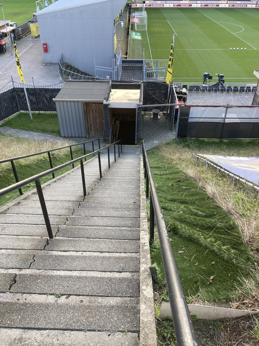Dirk_vanderMeij's tweet photo. Nu nog rustig… #vvvCAM #cambuur https://t.co/Tp4PyzrKst