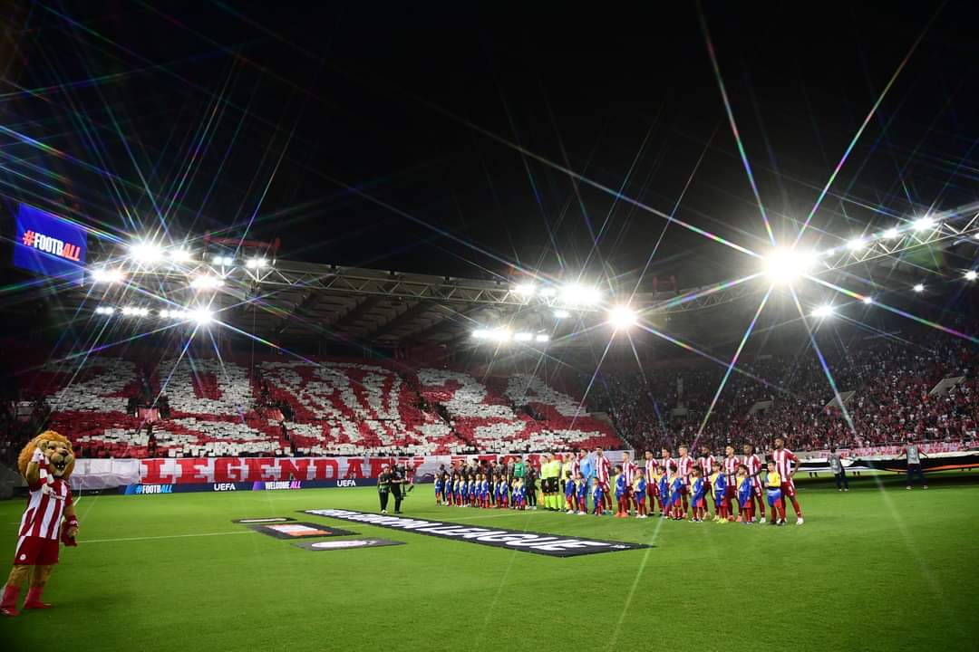 pelota1949's tweet photo. Legendary Legacy 🔴⚪️
#OlympiacosFC #Olympiacos #Ολυμπιακός #Braga #Μπράγκα #EuropaLeague #UEL #OLYSCB https://t.co/v9wtni9FW7