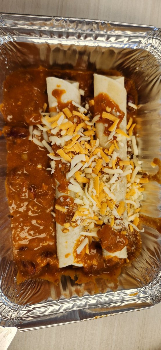 Chili Cheese Dog Wraps are on the menu today. We missed #WhipItUpWednesday because of the Jamboree, so this week we are cooking on #FoodieFriday