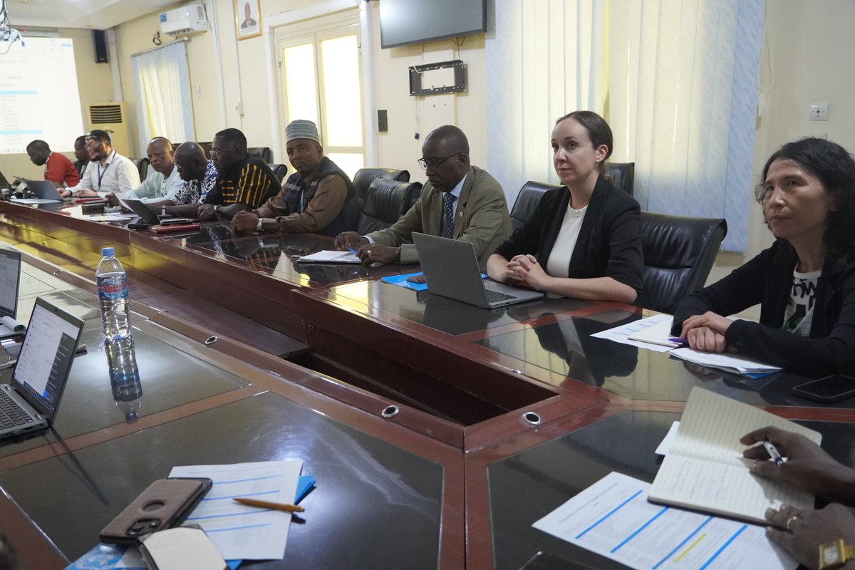 OmsTchad's tweet photo. Une mission du Comité Consultatif d’Experts Indépendants (#IOAC) sur les urgences séjourne au #Tchad, du 29/09 - 4/10/2024, pour mieux comprendre le rôle de l'#OMS dans la gestion des situations d'urgence sanitaires en soutien aux autorités du #Tchad et aux partenaires. https://t.co/oGiqsa3uDx