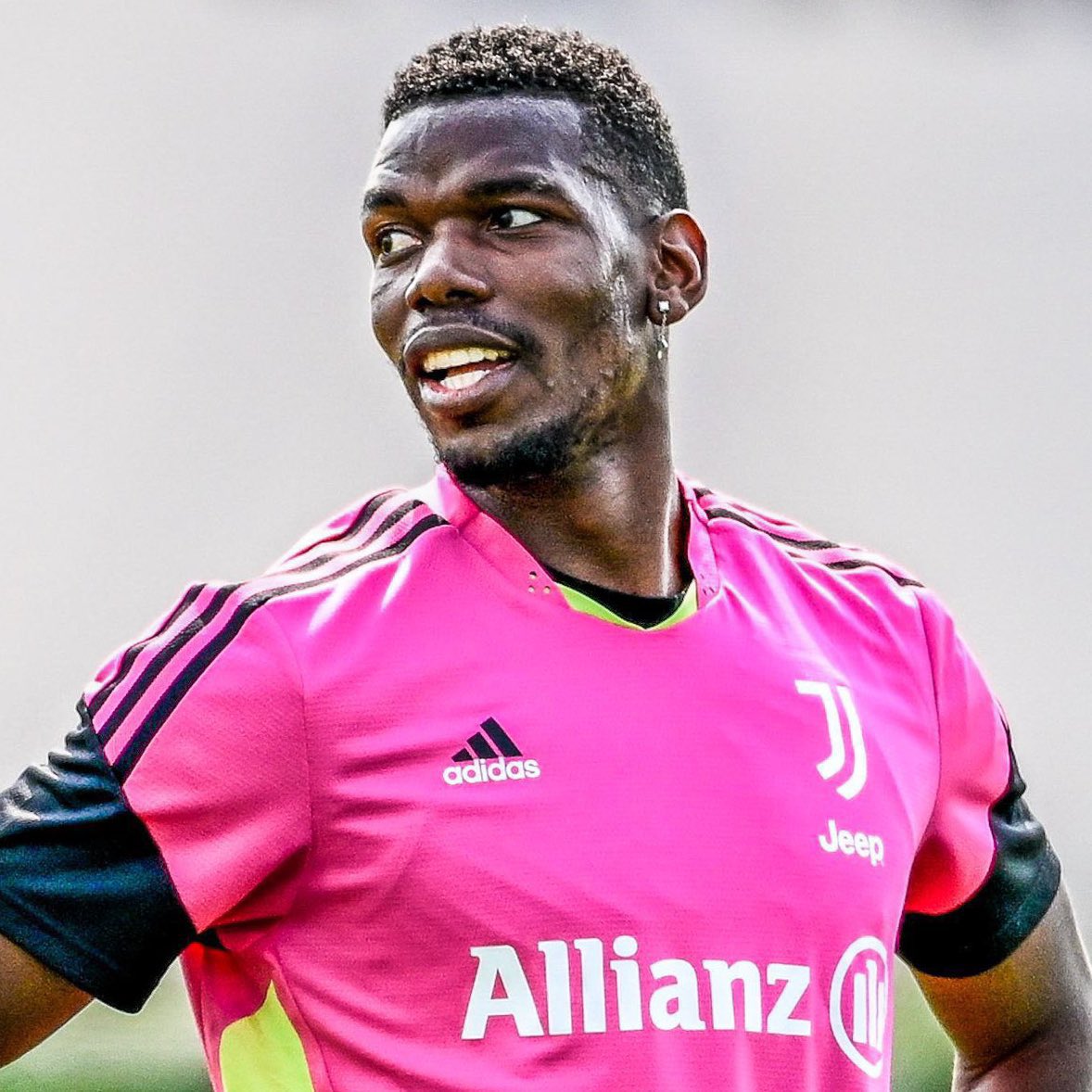 eurofootcom's tweet image. 🚨🇫🇷 𝐁𝐑𝐄𝐀𝐊𝐈𝐍𝐆 | Paul Pogba can start training with Juventus from January and start playing matches in March! ✅

He just had his 4 year drugs ban REDUCED to 18 months by CAS, reports @SamiMokbel81_DM.